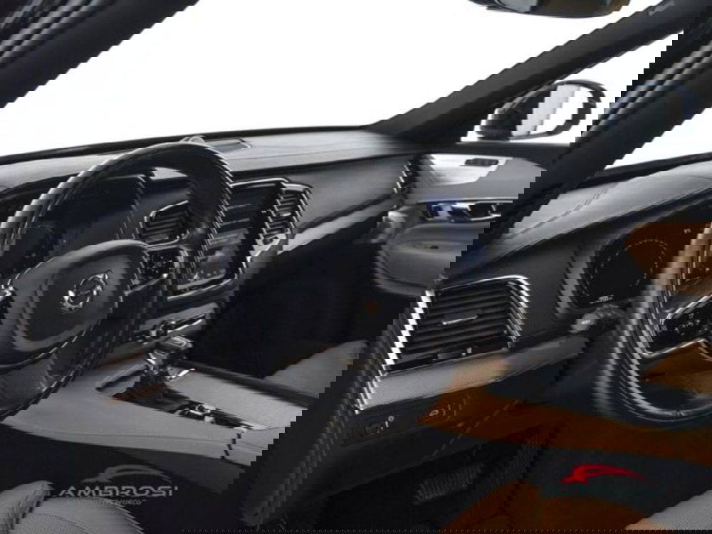 Volvo XC90 usata a Perugia (8)