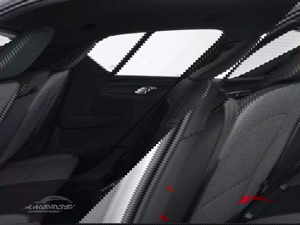 Volvo XC40 usata a Perugia (11)
