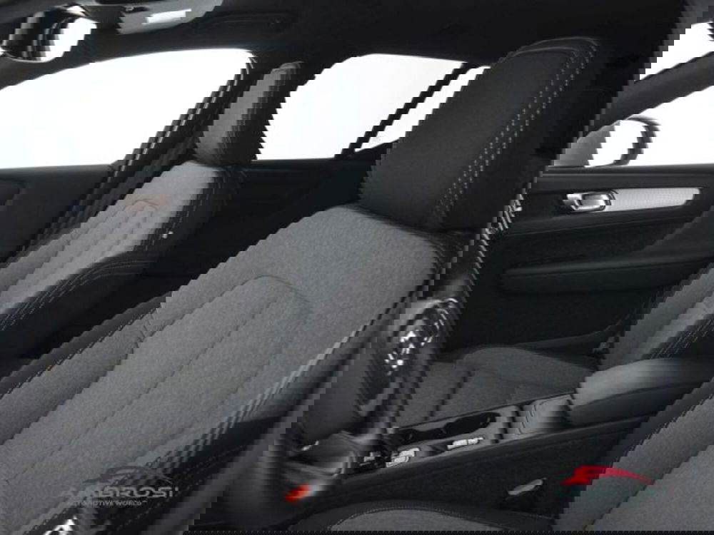 Volvo XC40 usata a Perugia (9)