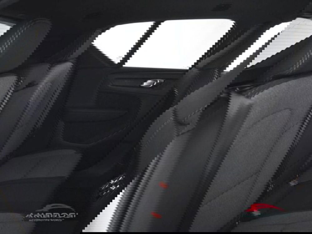 Volvo XC40 usata a Perugia (11)