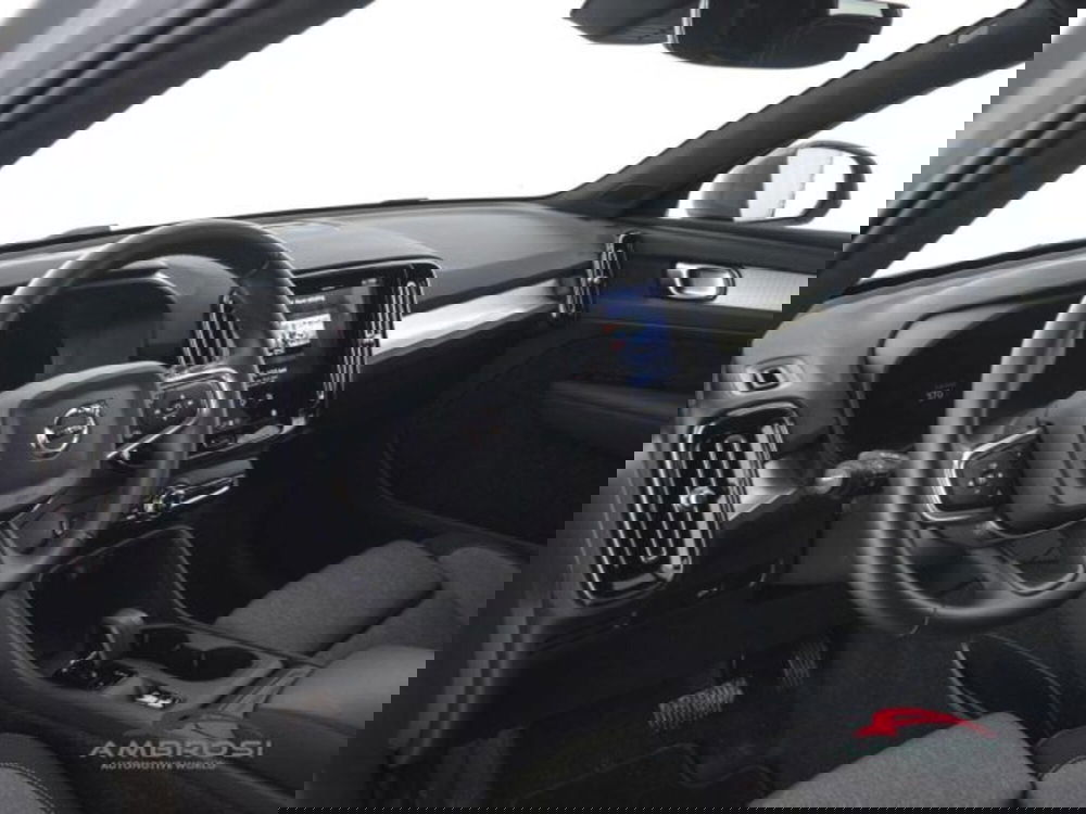 Volvo XC40 usata a Perugia (8)