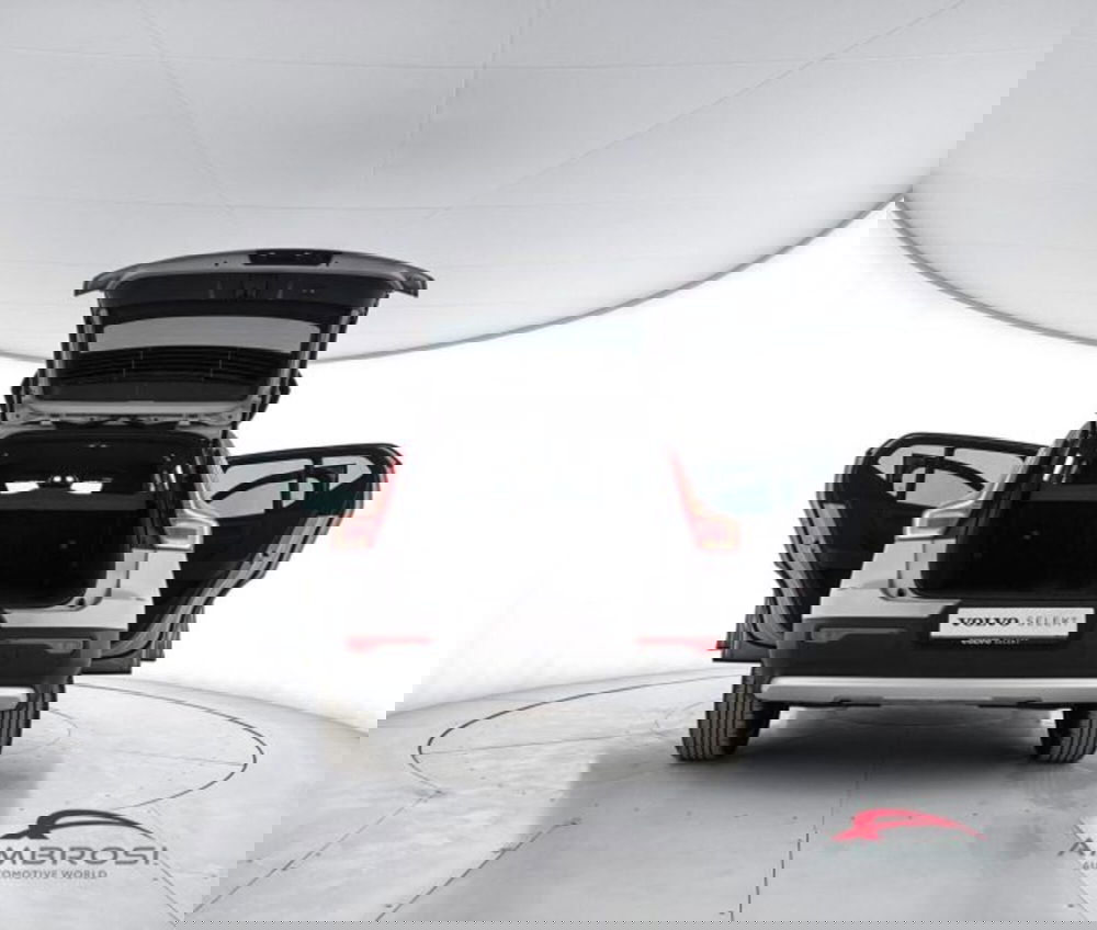 Volvo XC40 usata a Perugia (7)