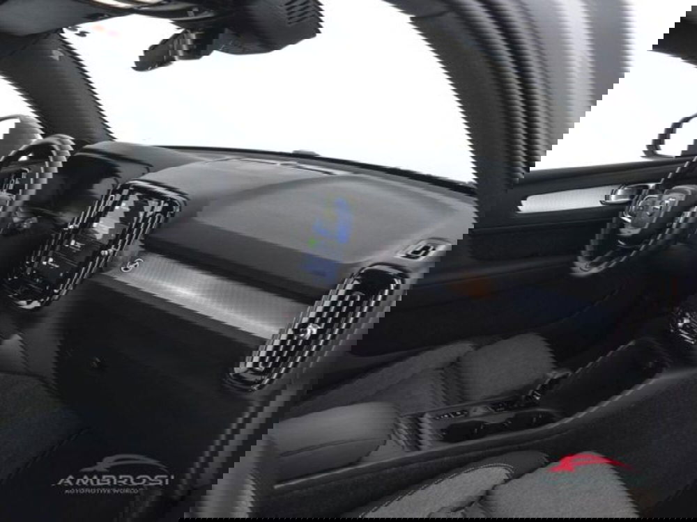 Volvo XC40 usata a Perugia (12)