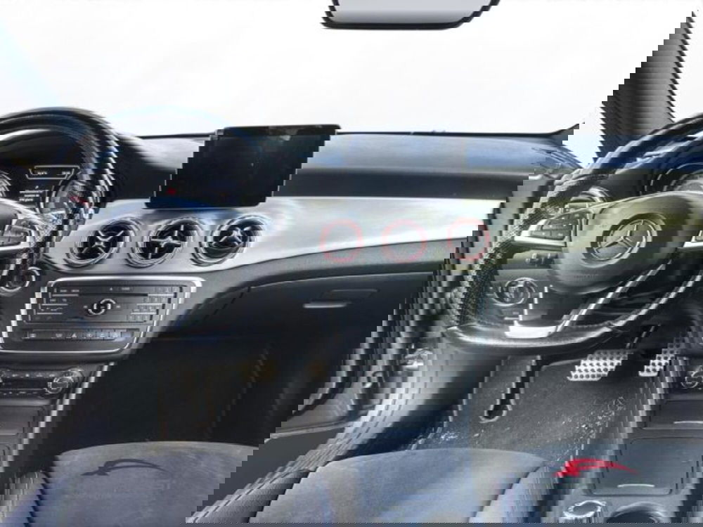 Mercedes-Benz GLA SUV usata a Perugia (12)
