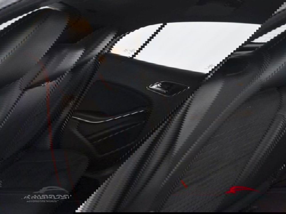 Mercedes-Benz GLA SUV usata a Perugia (11)