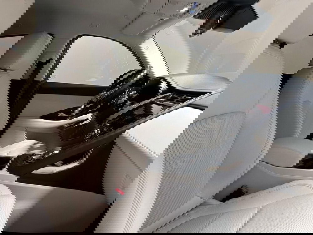 Jaguar E-Pace usata a Varese (2)