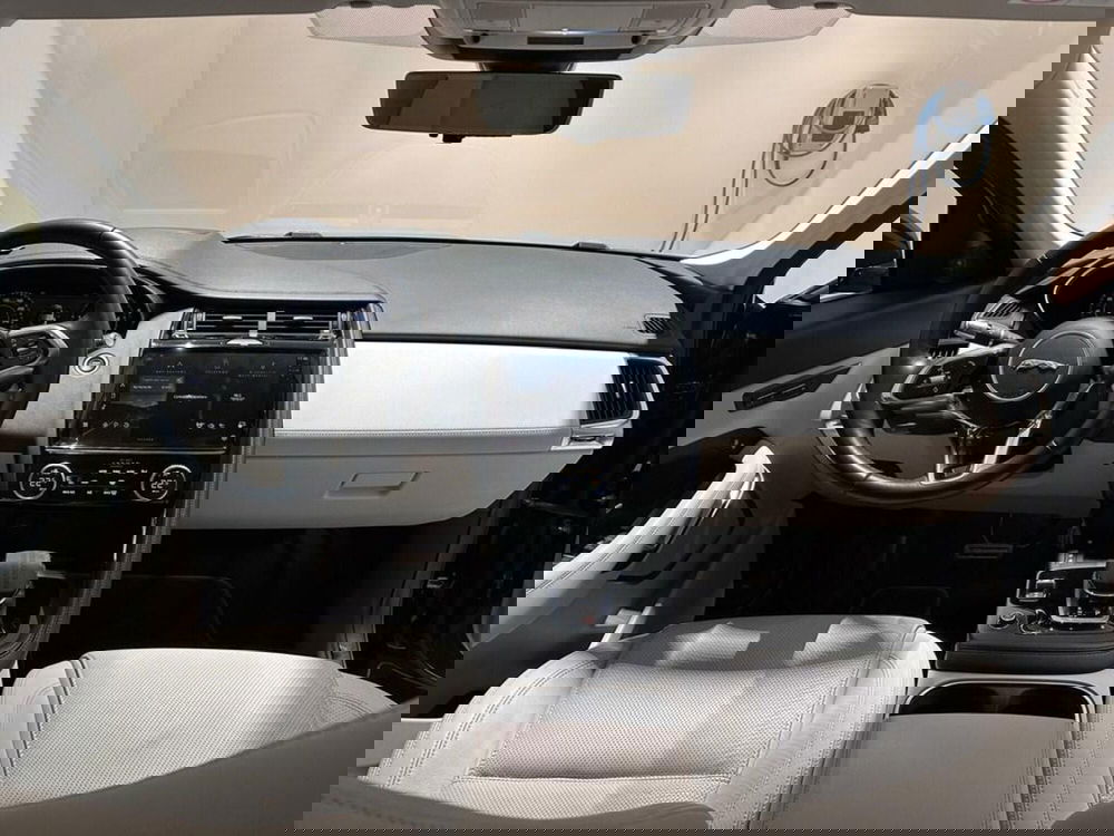 Jaguar E-Pace usata a Varese (3)