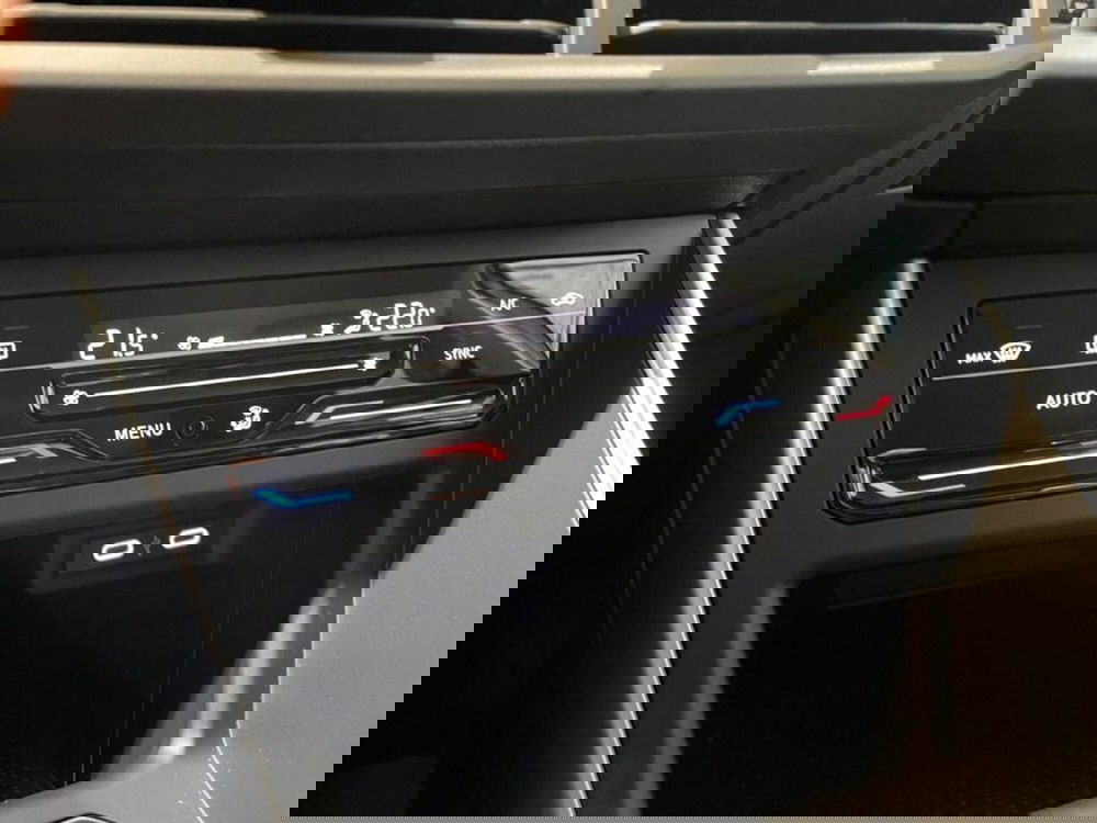 Volkswagen Polo nuova a Ravenna (13)