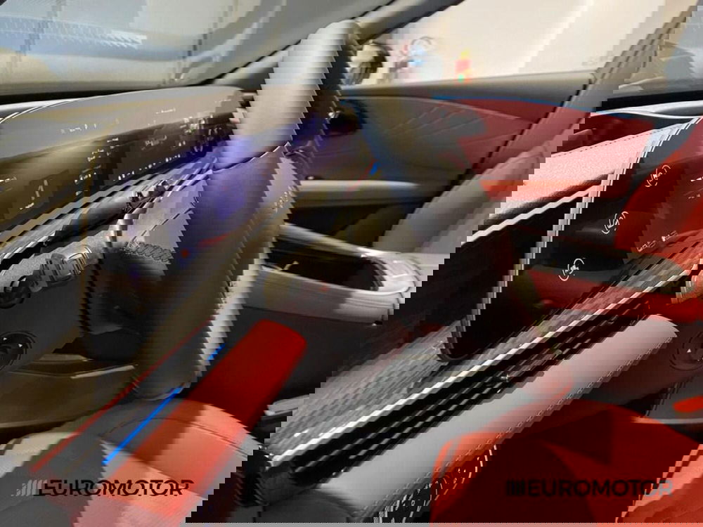 Omoda Omoda 9 SHS-P nuova a Bari (14)