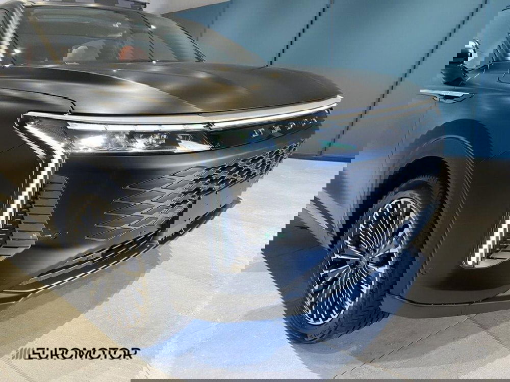 Omoda Omoda 9 SHS-P nuova a Bari (4)