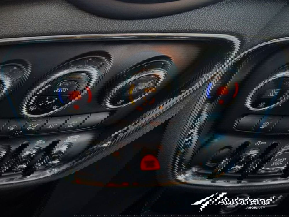 MINI Mini Clubman usata a Lecce (13)