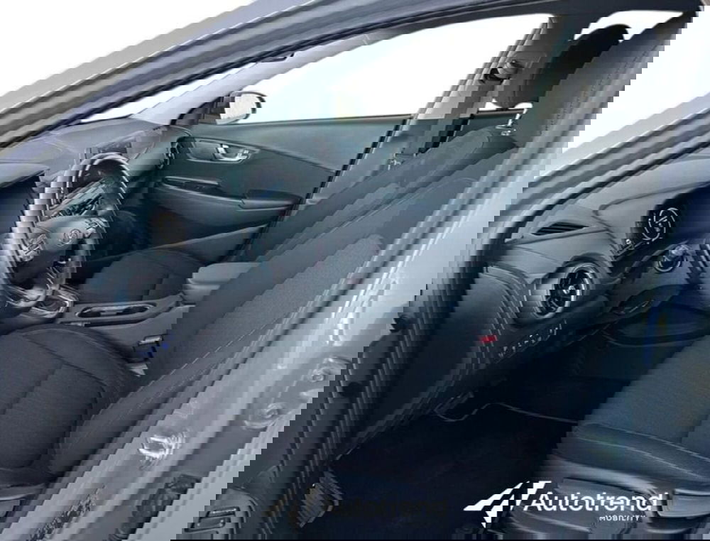 Hyundai Kona usata a Lecce (6)