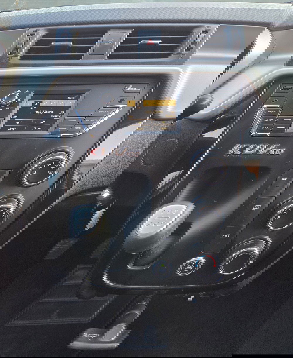 Mahindra KUV100 usata a Torino (11)