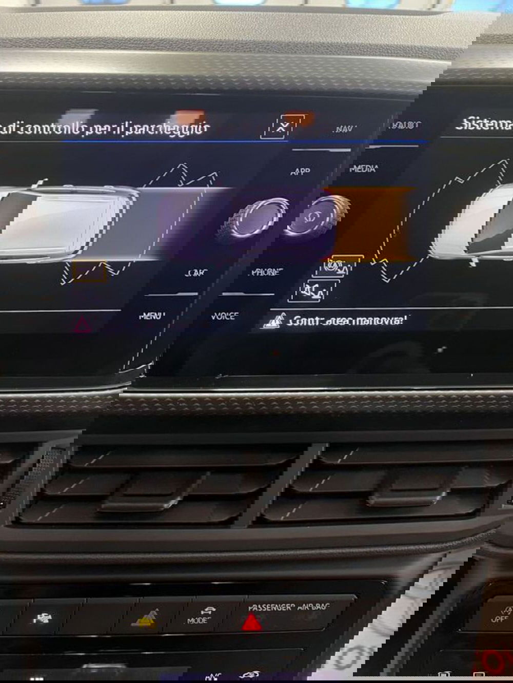 Volkswagen T-Cross usata a Prato (13)