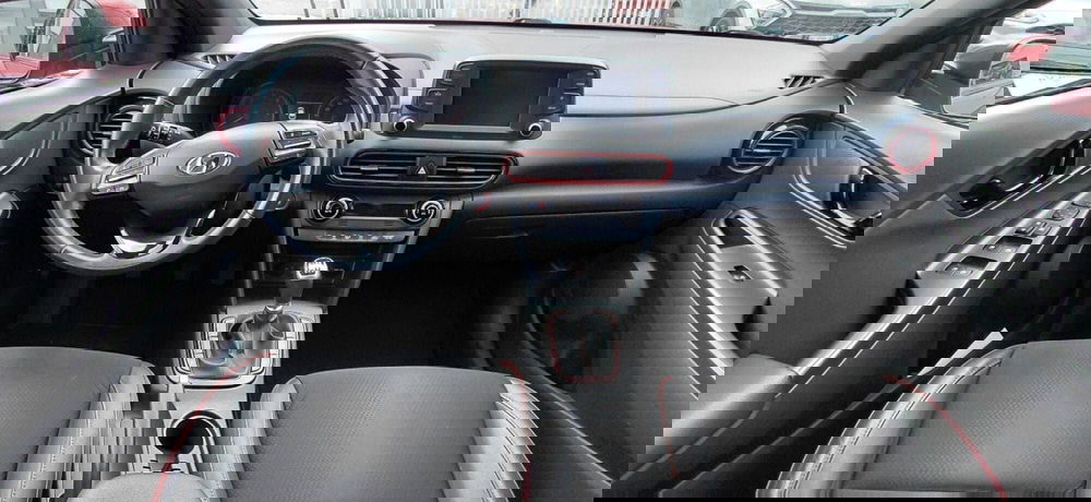 Hyundai Kona usata a Cosenza (11)