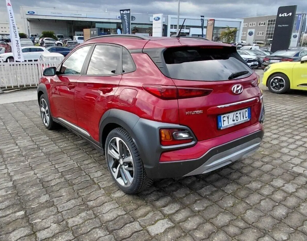 Hyundai Kona usata a Cosenza (7)