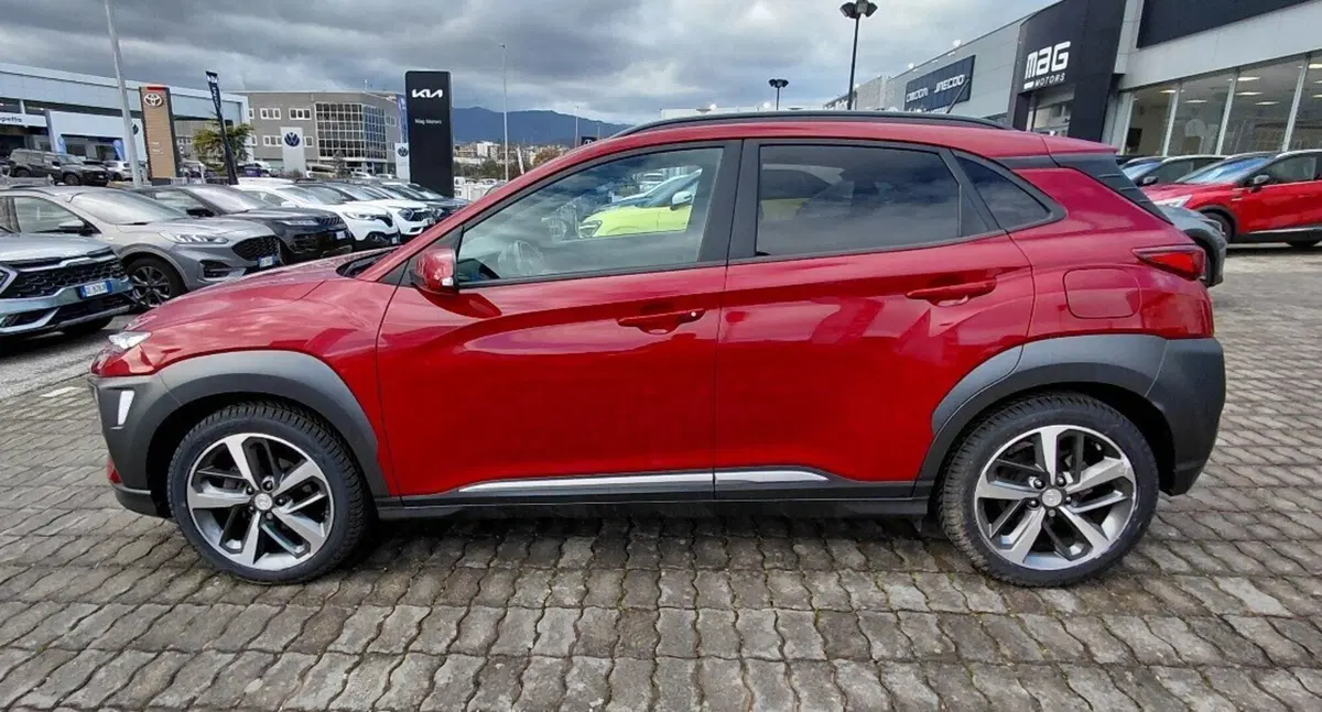 Hyundai Kona usata a Cosenza (8)