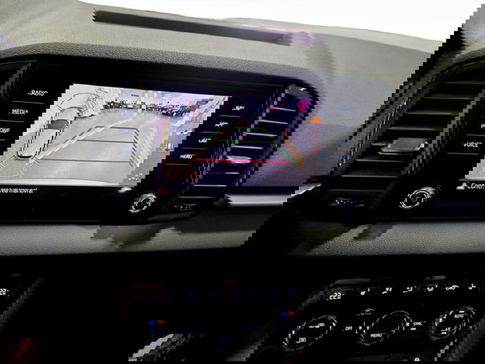 Skoda Karoq usata a Padova (15)