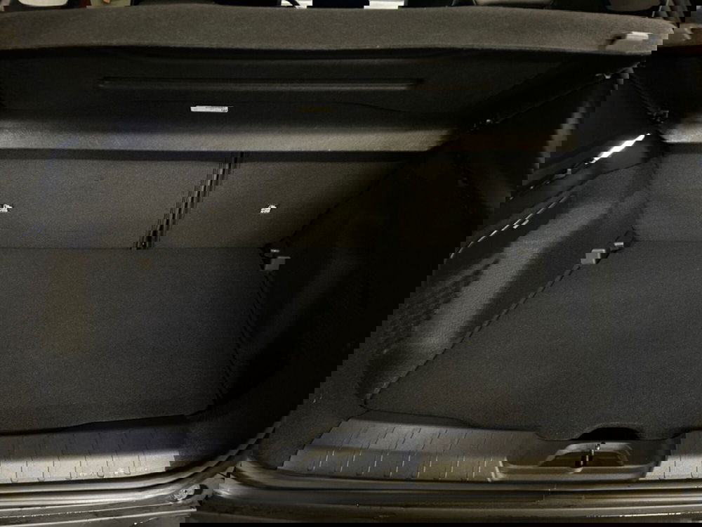 Jeep Avenger usata a Verona (12)