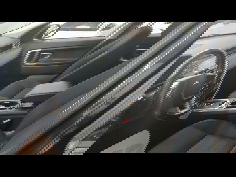 Land Rover Discovery Sport usata a Lecce (12)