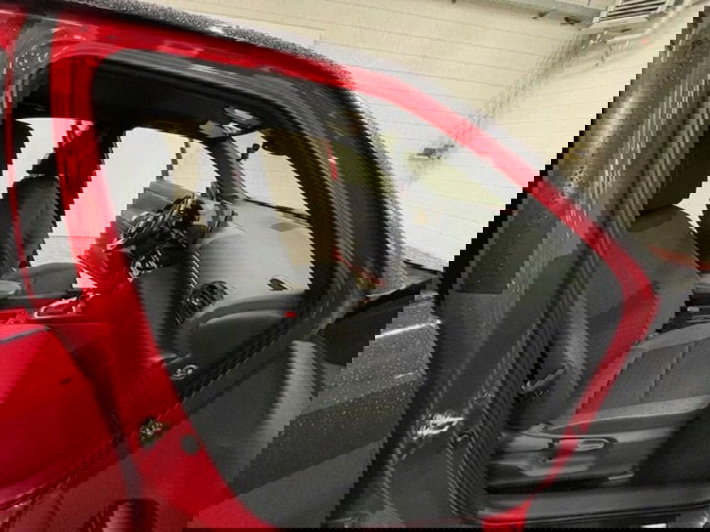 Toyota Yaris Cross usata a Como (7)