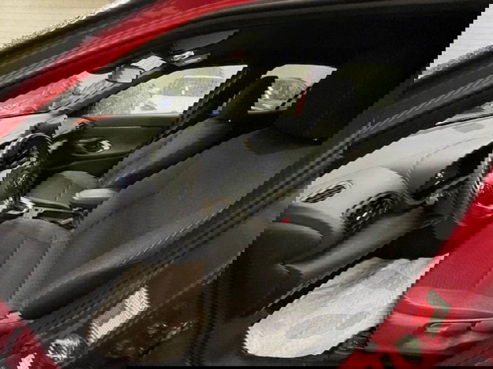 Toyota Yaris Cross usata a Como (9)