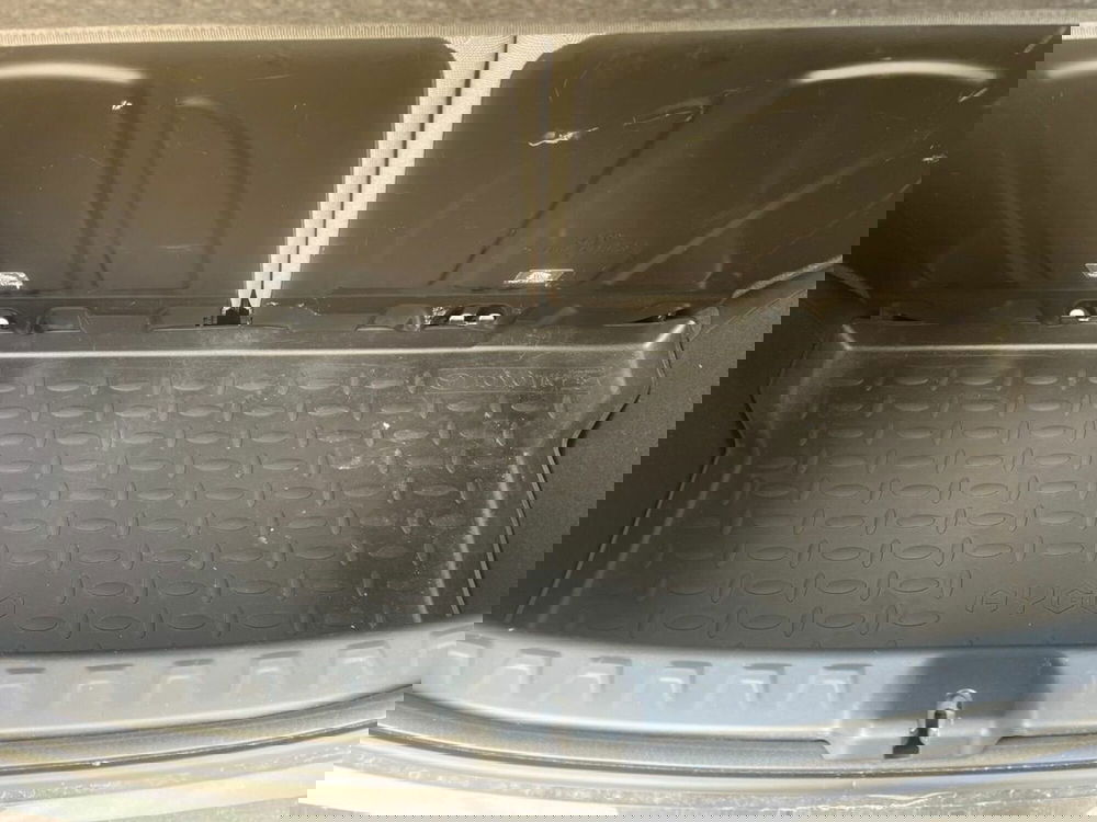 Toyota Aygo usata a Lecco (12)