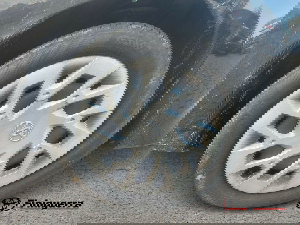 Toyota Aygo usata a Lecco (7)