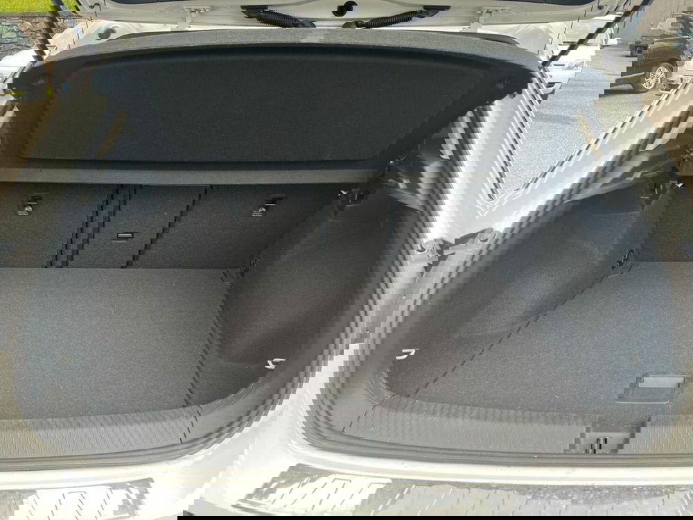 Volkswagen T-Roc usata a Sondrio (12)