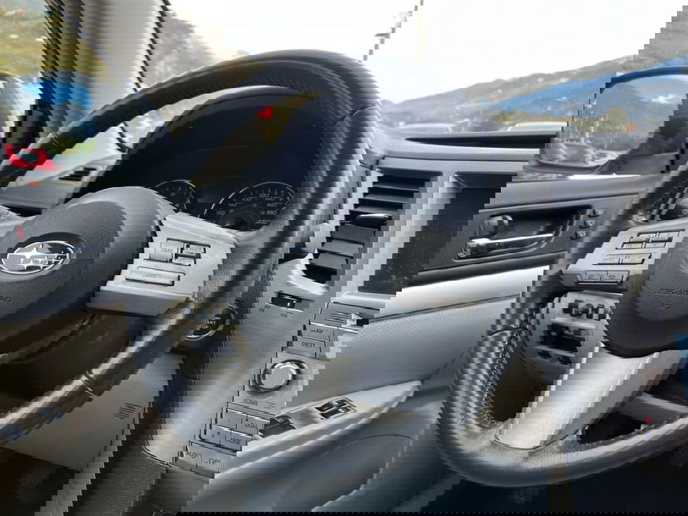 Subaru Outback usata a Sondrio (15)