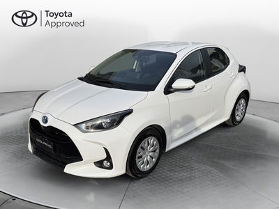 Toyota Yaris 1.5 Hybrid 5 porte Energy del 2023 usata a Como