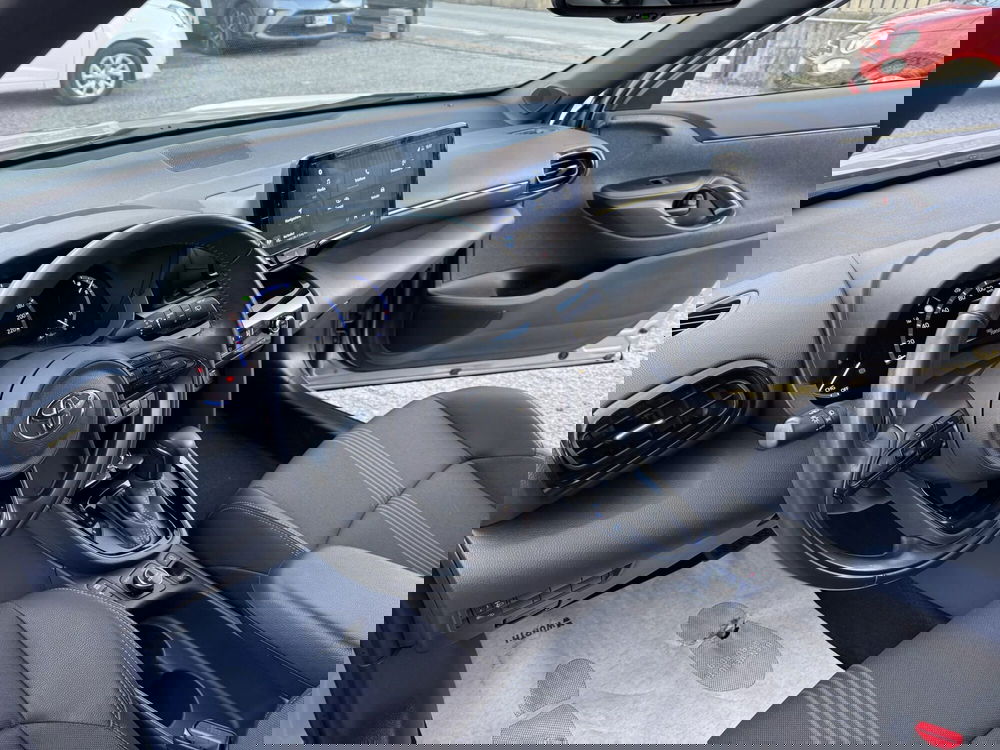 Toyota Yaris Cross usata a Como (9)