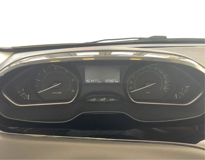 Peugeot 208 usata a Ferrara (13)