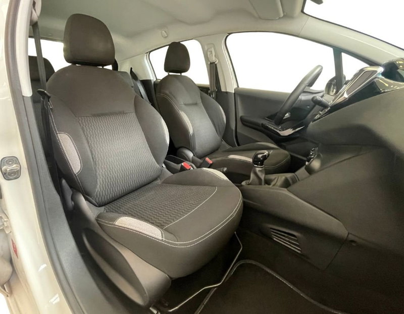 Peugeot 208 usata a Ferrara (5)