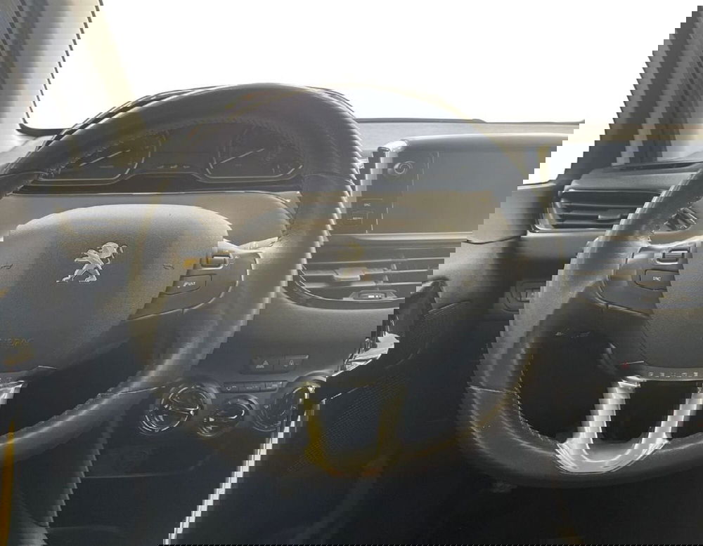Peugeot 208 usata a Ferrara (8)