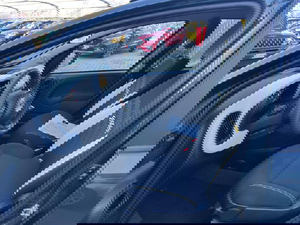 Fiat Panda Cross usata a Milano (13)