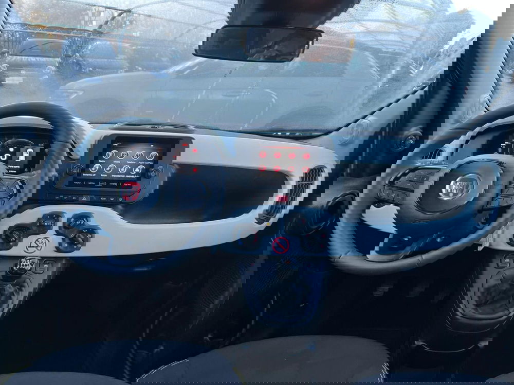 Fiat Panda Cross usata a Milano (17)