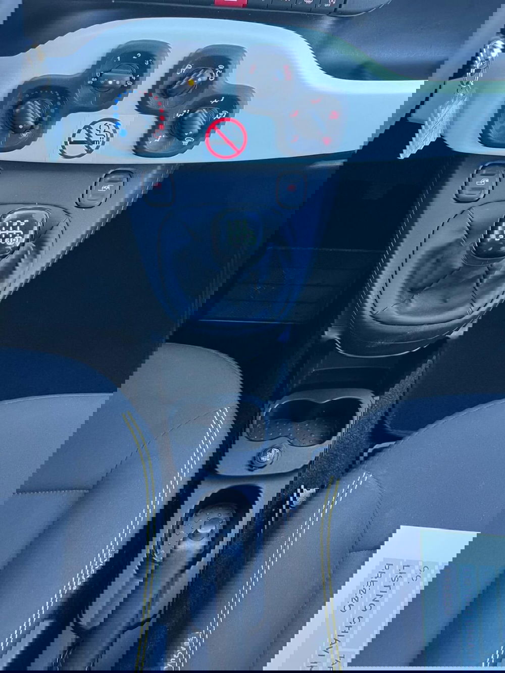 Fiat Panda Cross usata a Milano (19)