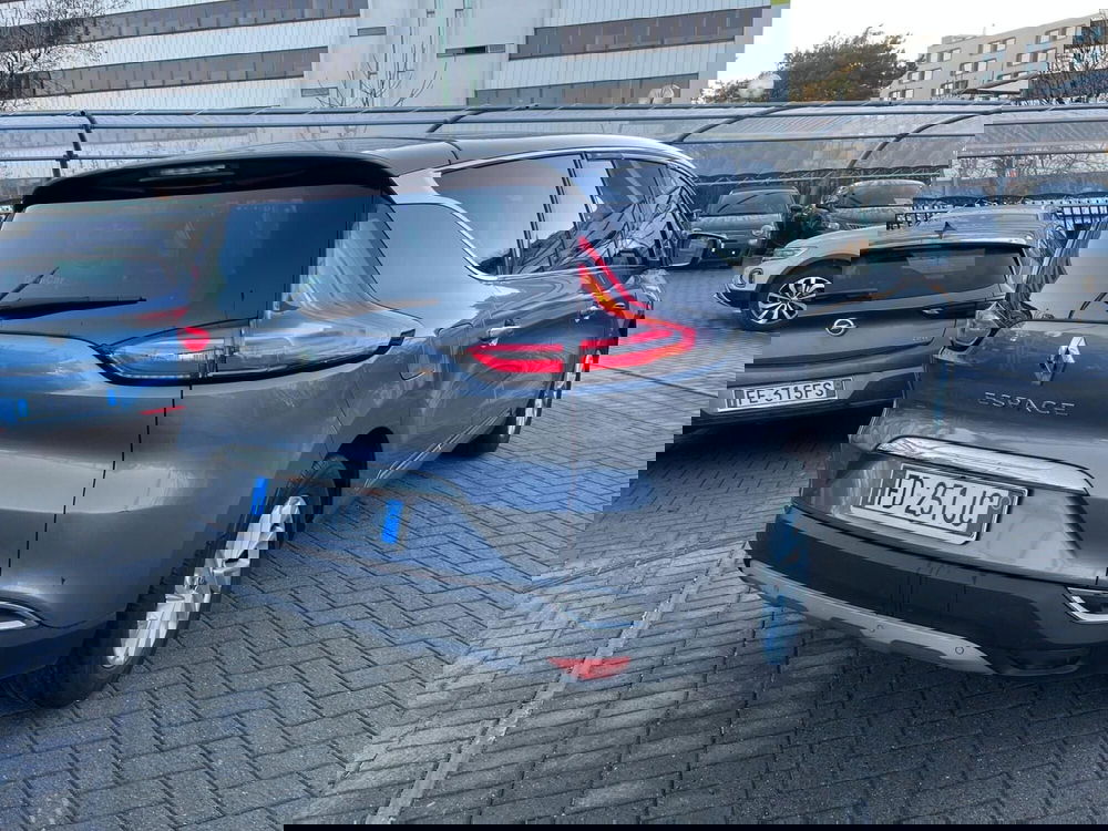 Renault Espace usata a Milano (9)