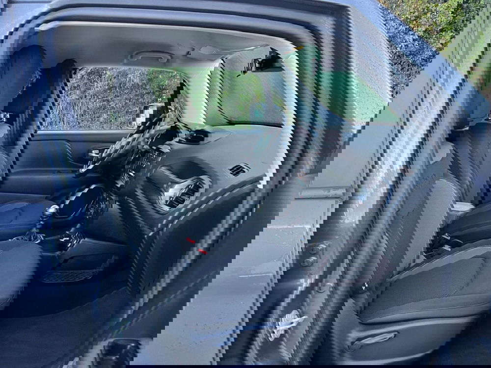 Jeep Renegade usata a Milano (14)