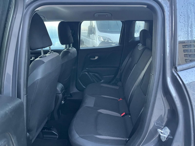 Jeep Renegade usata a Milano (15)