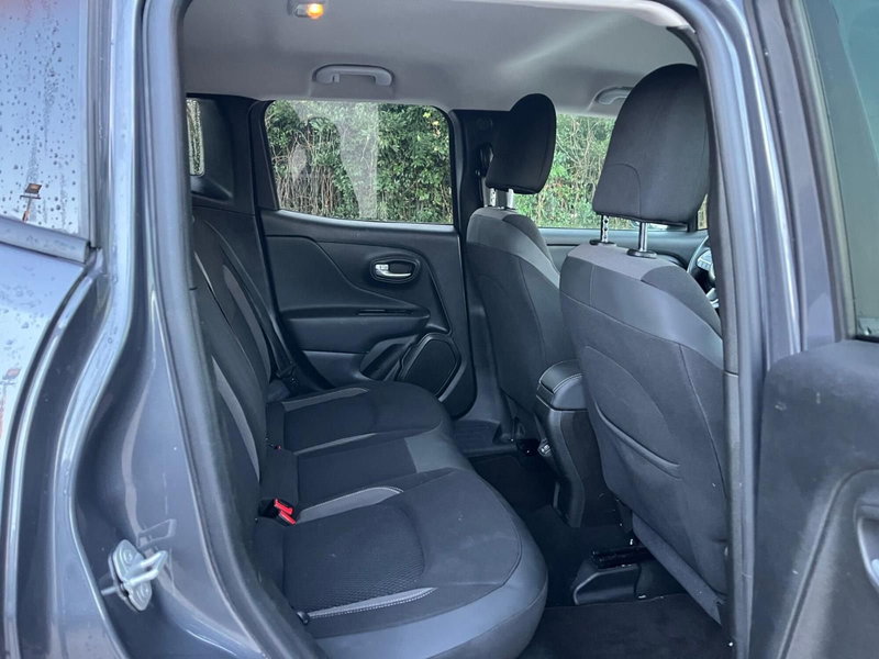 Jeep Renegade usata a Milano (16)