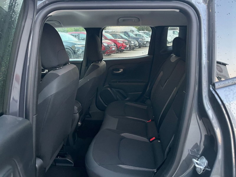 Jeep Renegade usata a Milano (15)