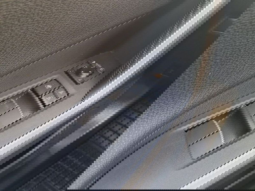 Toyota Rav4 usata a Cagliari (17)