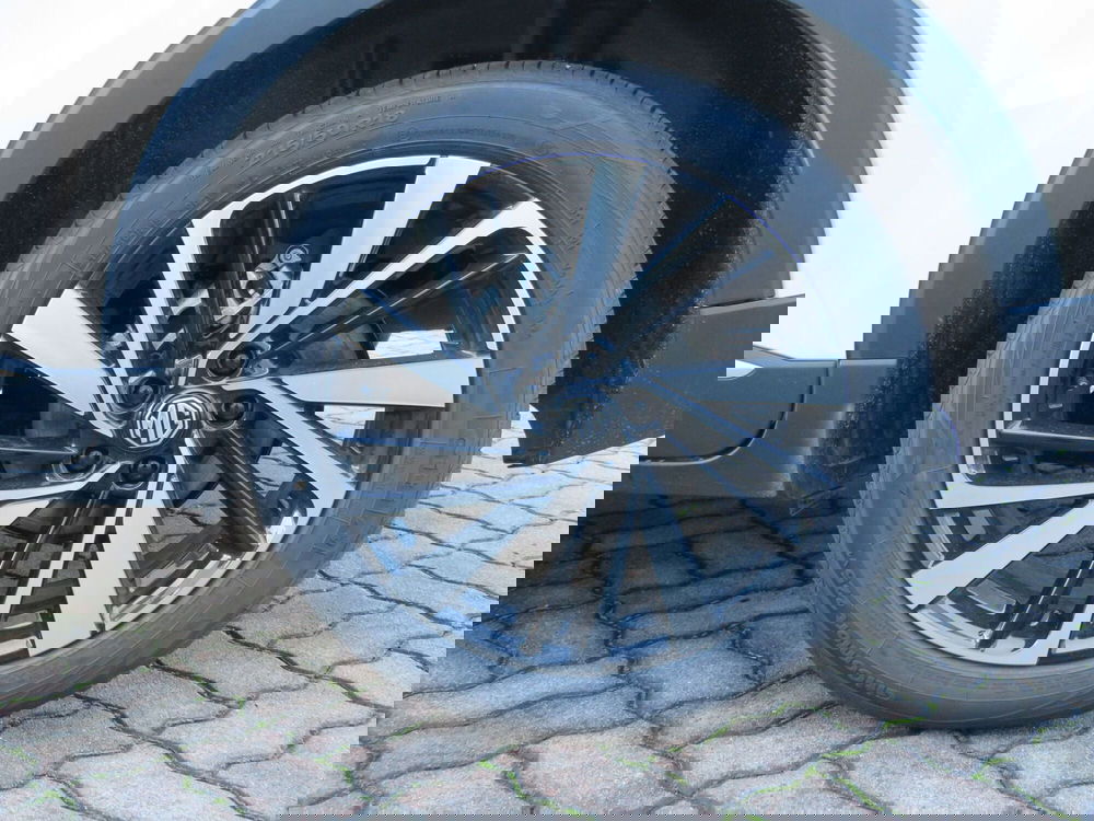 Mg ZS nuova a Monza e Brianza (8)