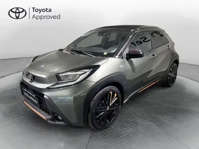 Toyota Aygo X 1.0 VVT-i 72 CV 5 porte Limited S-CVT del 2022 usata a Milano