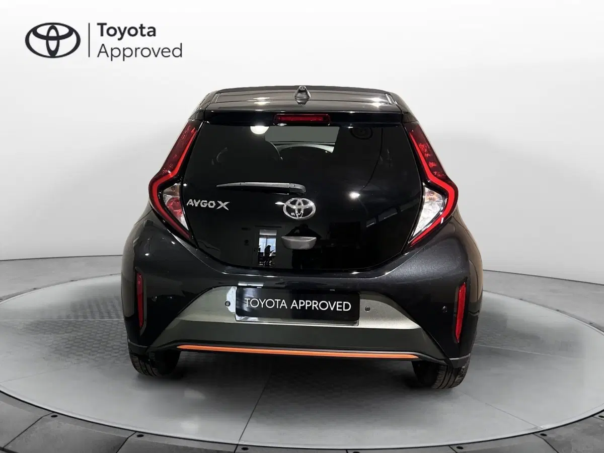 Toyota Aygo X usata a Milano (4)