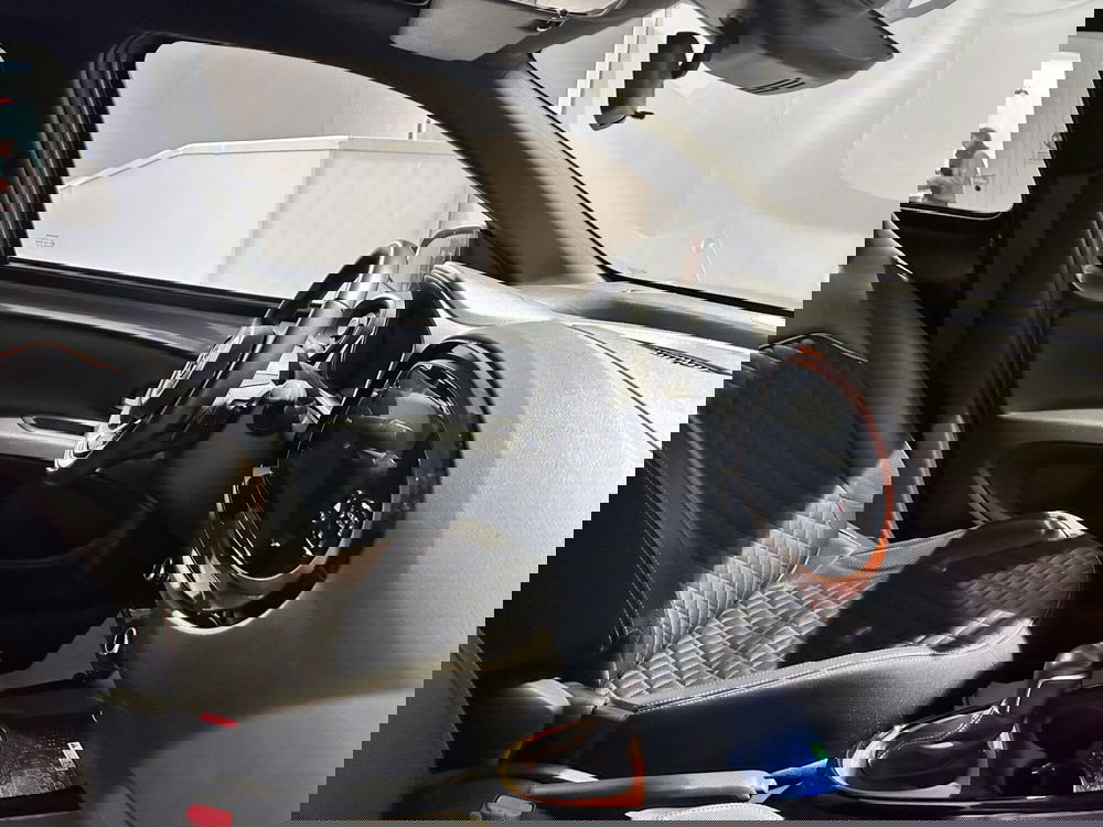 Toyota Aygo X usata a Milano (7)