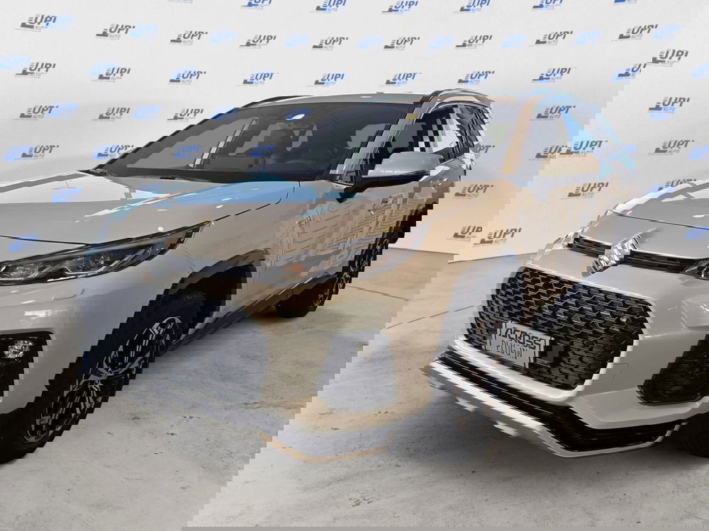 Suzuki Across nuova a Pistoia