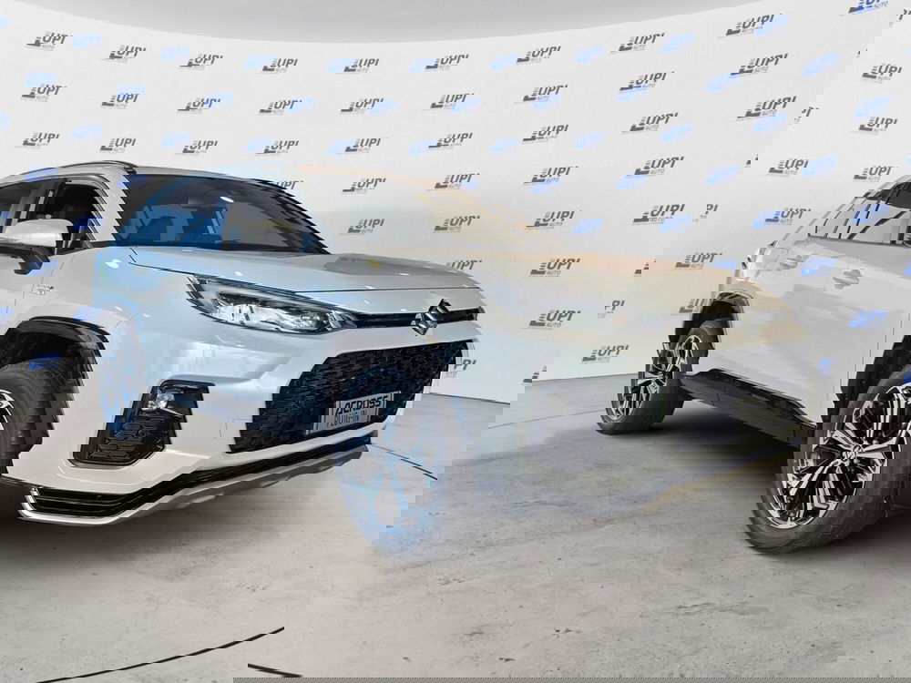 Suzuki Across nuova a Pistoia (3)